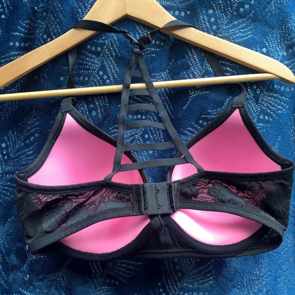 💖Pink Bra 💖 - Picture 2 of 3